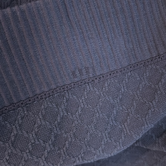 Lululemon Rest Less Pullover Long Sleeve, sz 10 - Picture 5 of 7